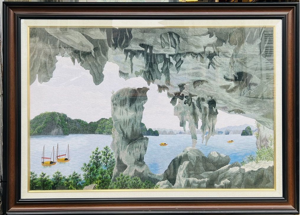 Hạ Long Hang Sửng Sốt